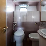 Yacht Dreams Experience 보트호텔 라스페치아