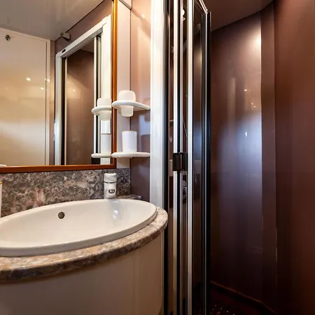 Úszó hotel Yacht Dreams Experience La Spezia
