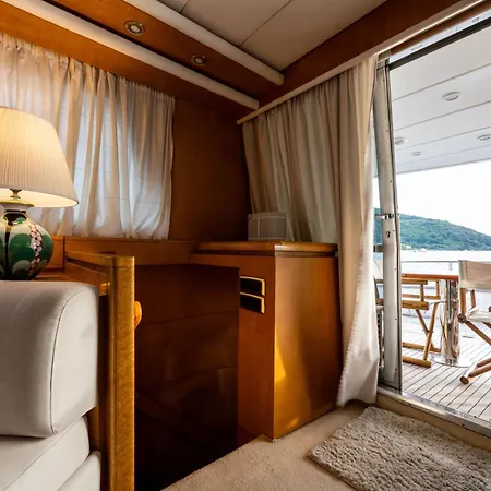 Úszó hotel Yacht Dreams Experience