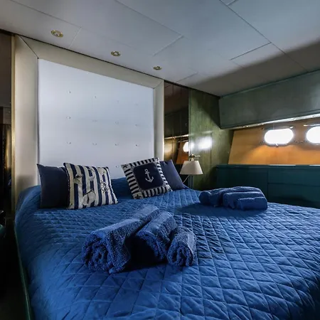 Yacht San Lorenzo 22 Úszó hotel La Spezia