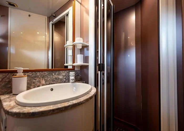 Botel Yacht San Lorenzo 22 La Spezia