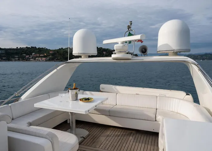 Yacht San Lorenzo 22 Botel